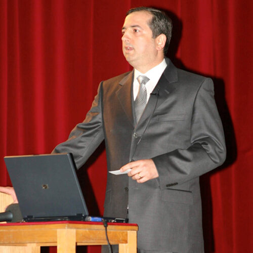 İzzet Şenol